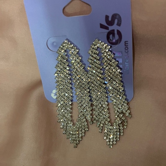 Claire’s sensitive solutions earrings new - Picture 4 of 9